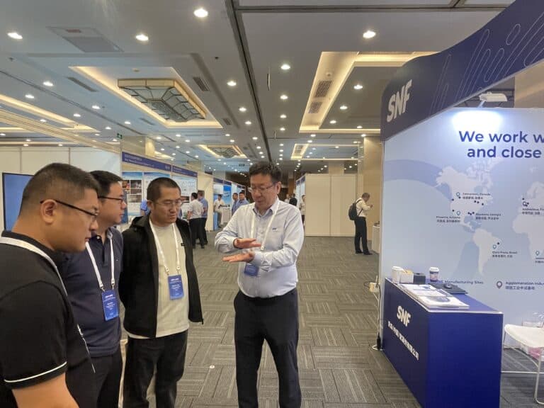 爱森中国矿业团队闪耀双城国际盛会